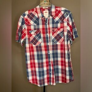 Levi’s mens short sleeve collar shirt button up. Red white and blue plaid Small
